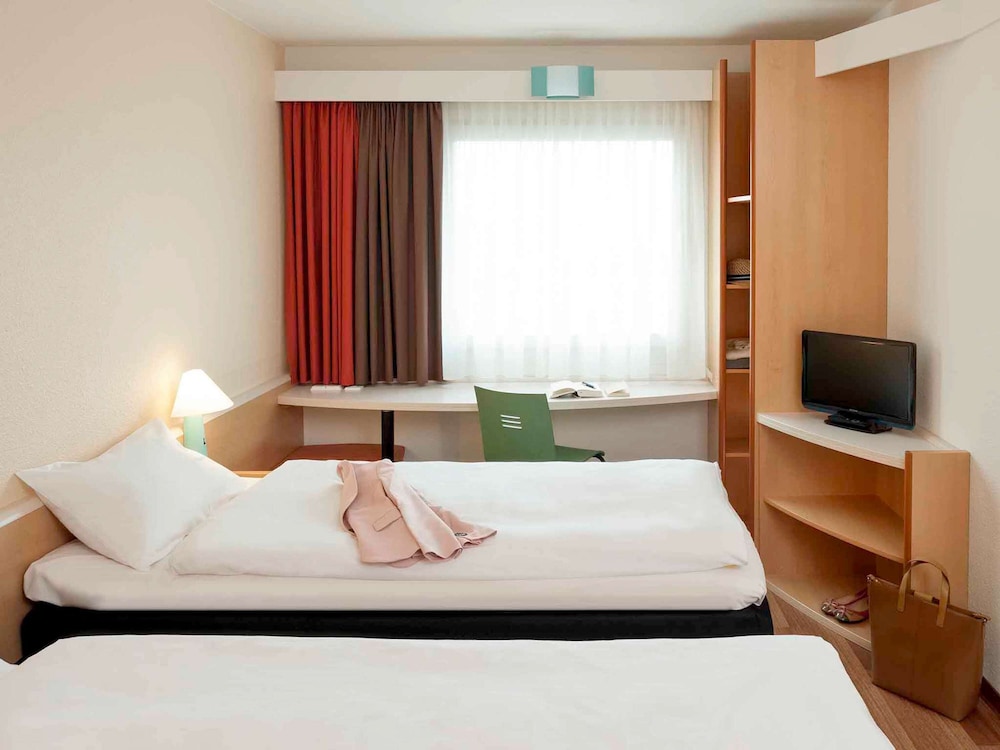 IBIS BERLIN CITY POTSDAMER PLATZ 12/50