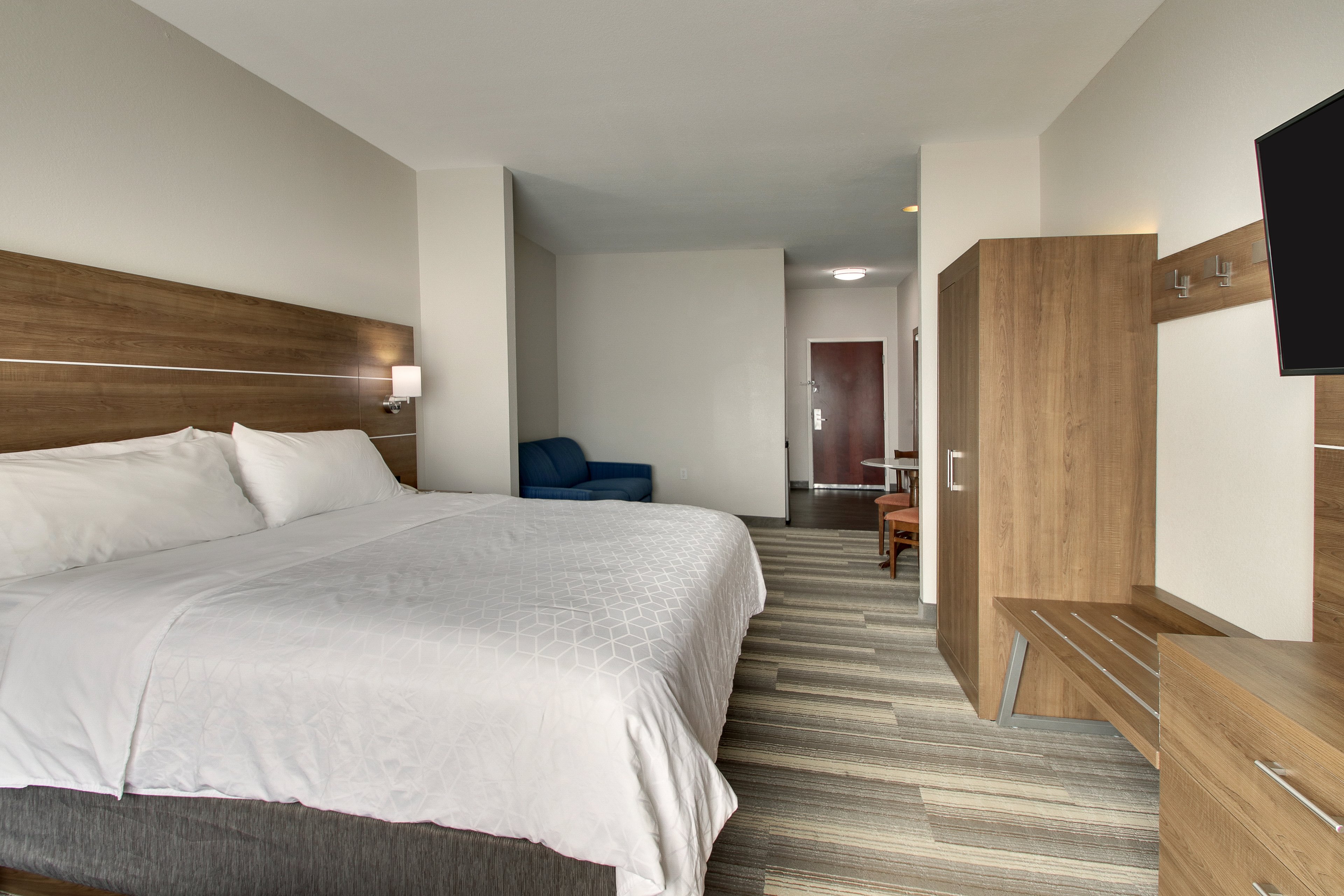 Suite, King Bed