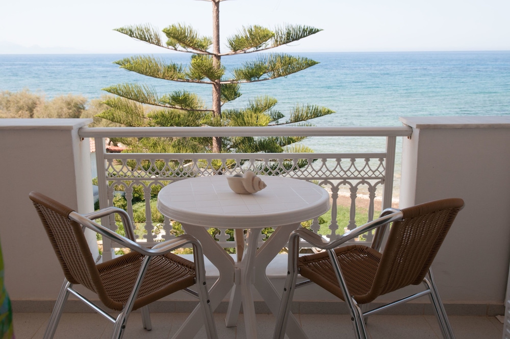 Stefania Apartments 41/44
