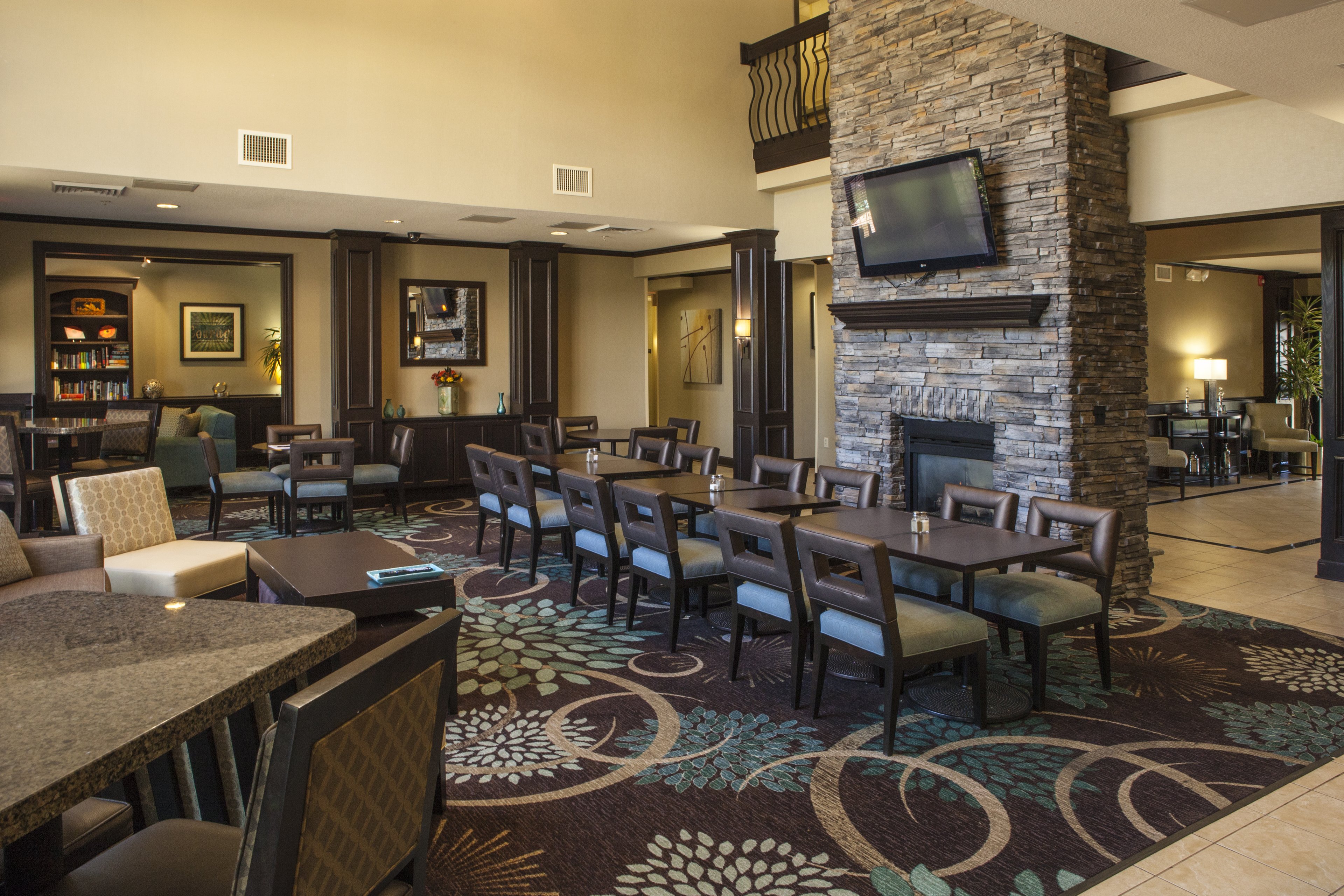 Staybridge Suites Kansas City-Independence 49/63