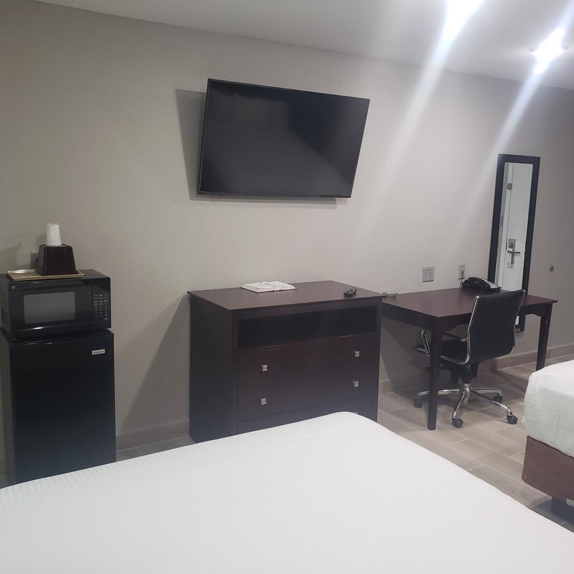 Cotulla Executive Inn 32/40