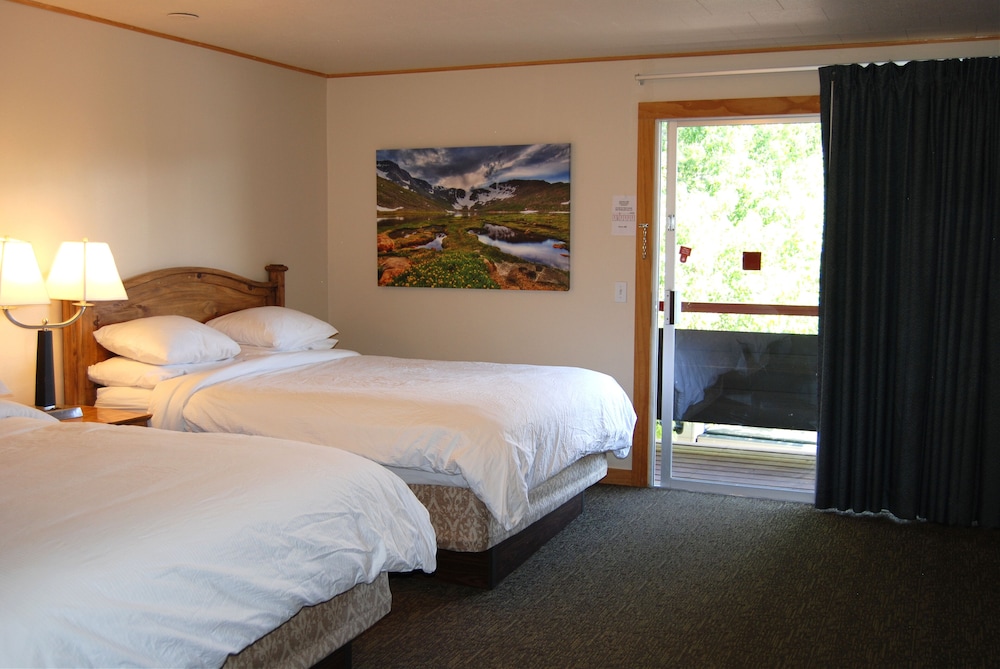 Discovery Lodge 17/69