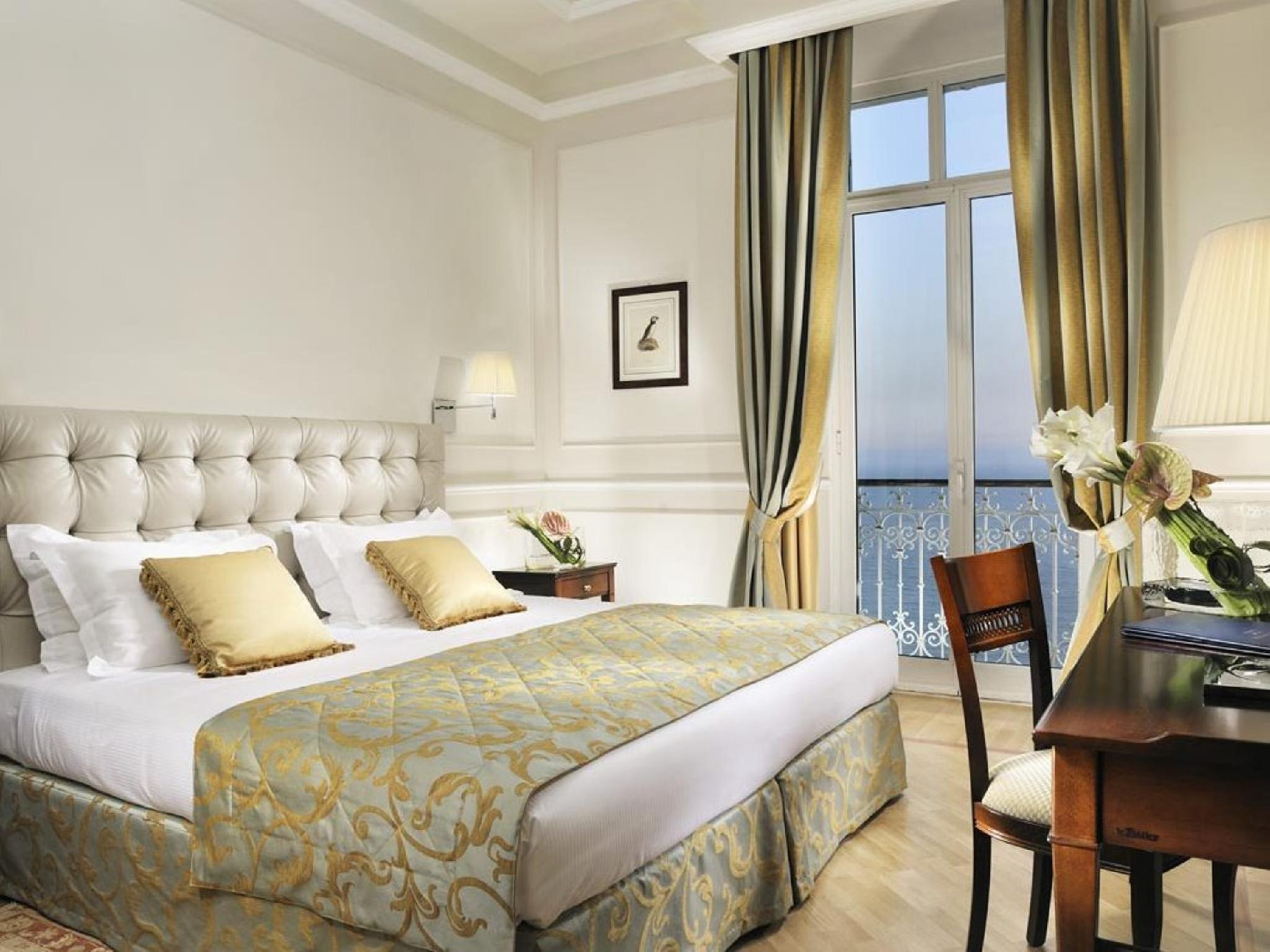 Standard, Double Bed, Hills View