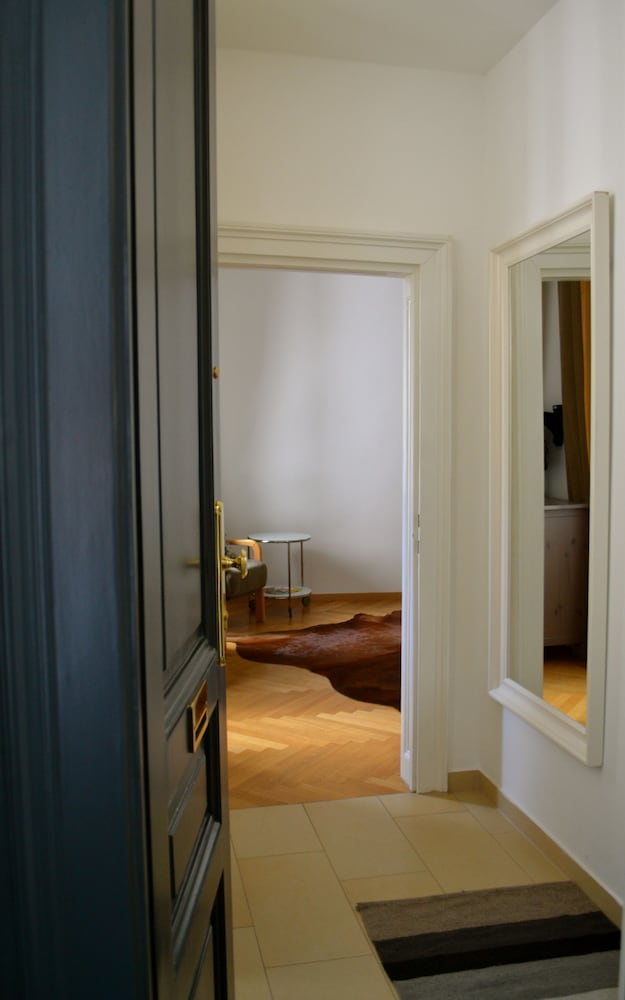 My Home In Vienna 30/57