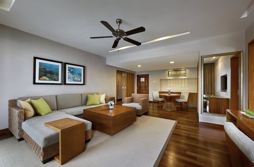 The Taaras Beach and Spa Resort 27/50