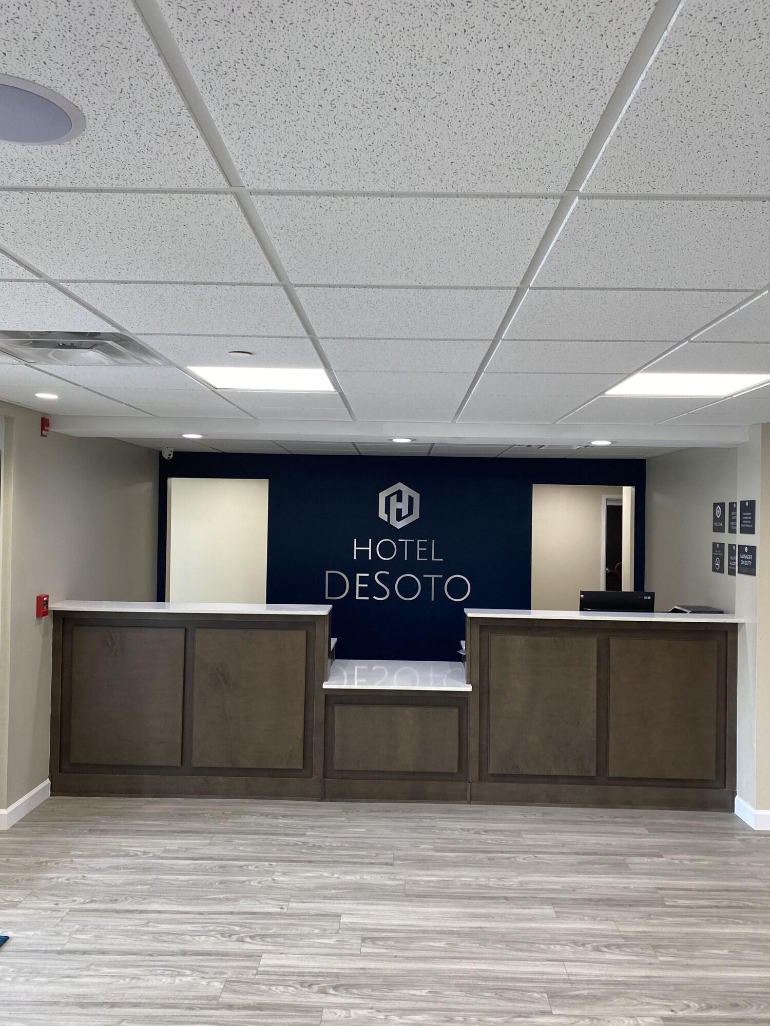 Hotel DeSoto 4/15