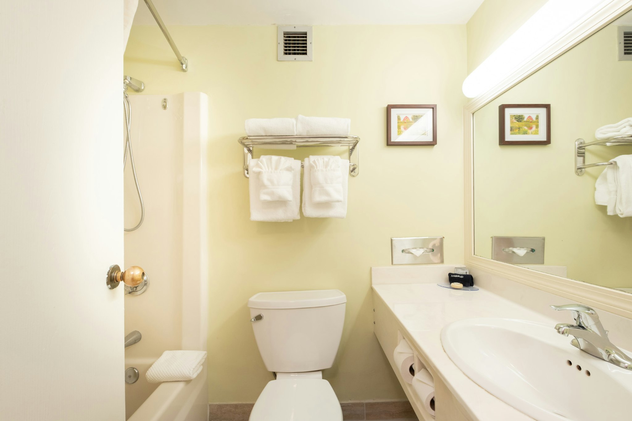 Fireside Inn Suites West Lebanon 49/53