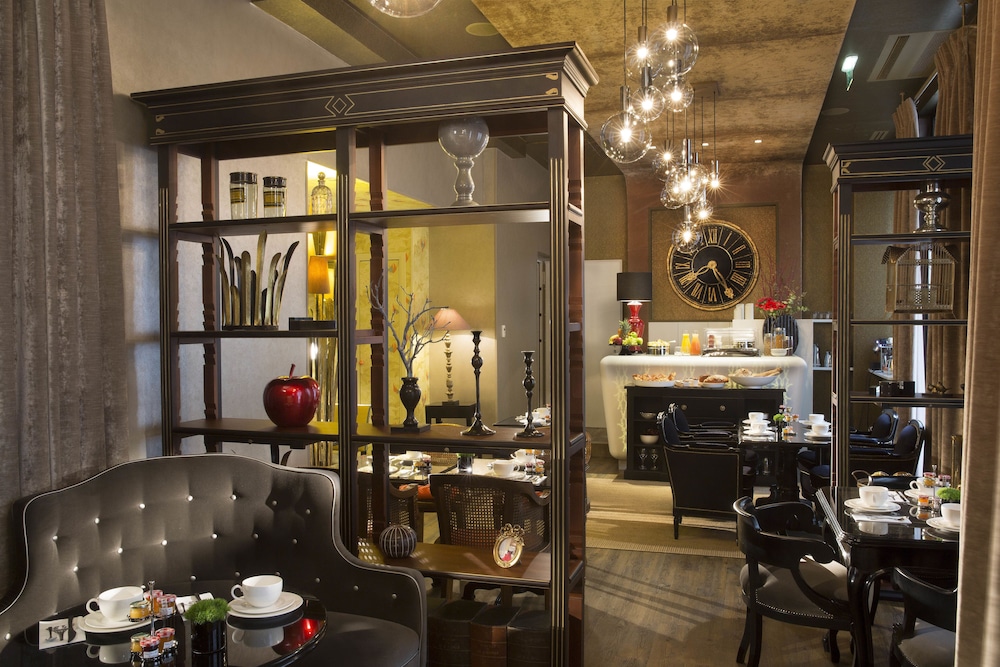 Hotel Gabriel Paris 53/64