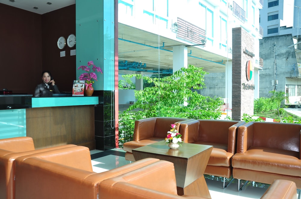 The Color Hotel Hat Yai 21/25