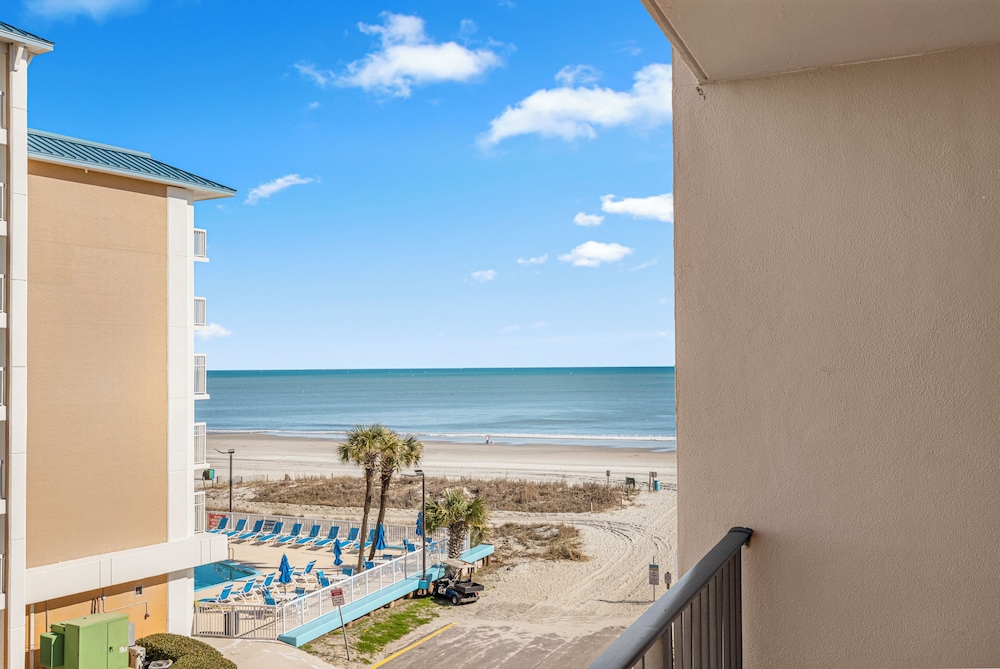 Ocean Crest Inn and Suites 41/51