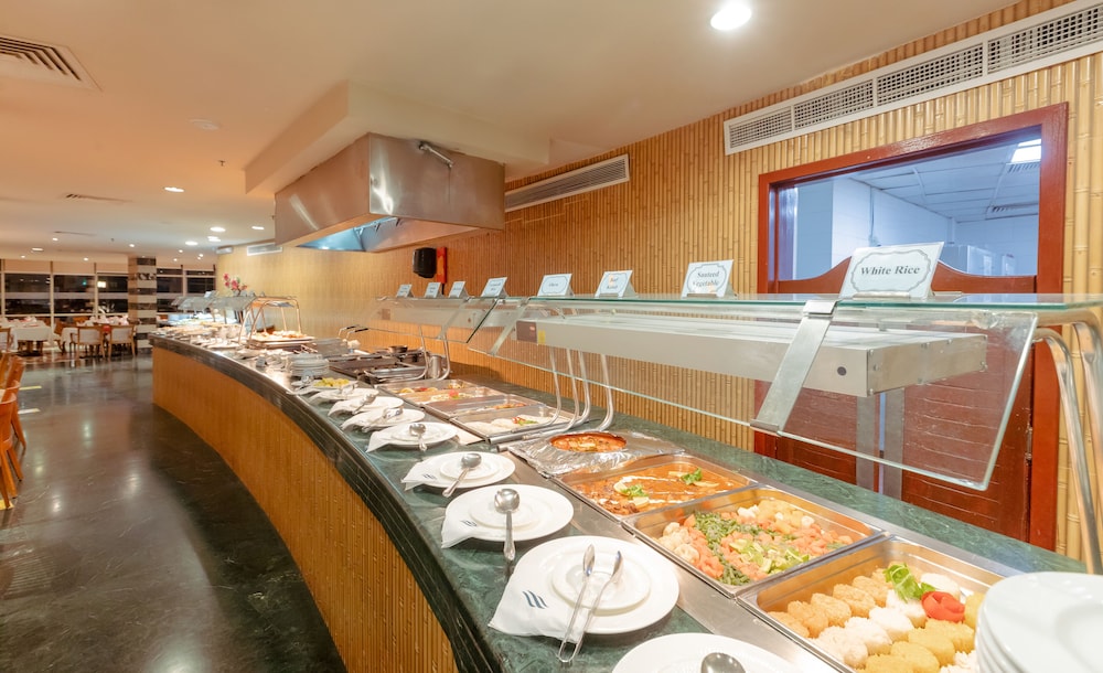 Coral Sea Beach Resort & Aqua Park 50/50