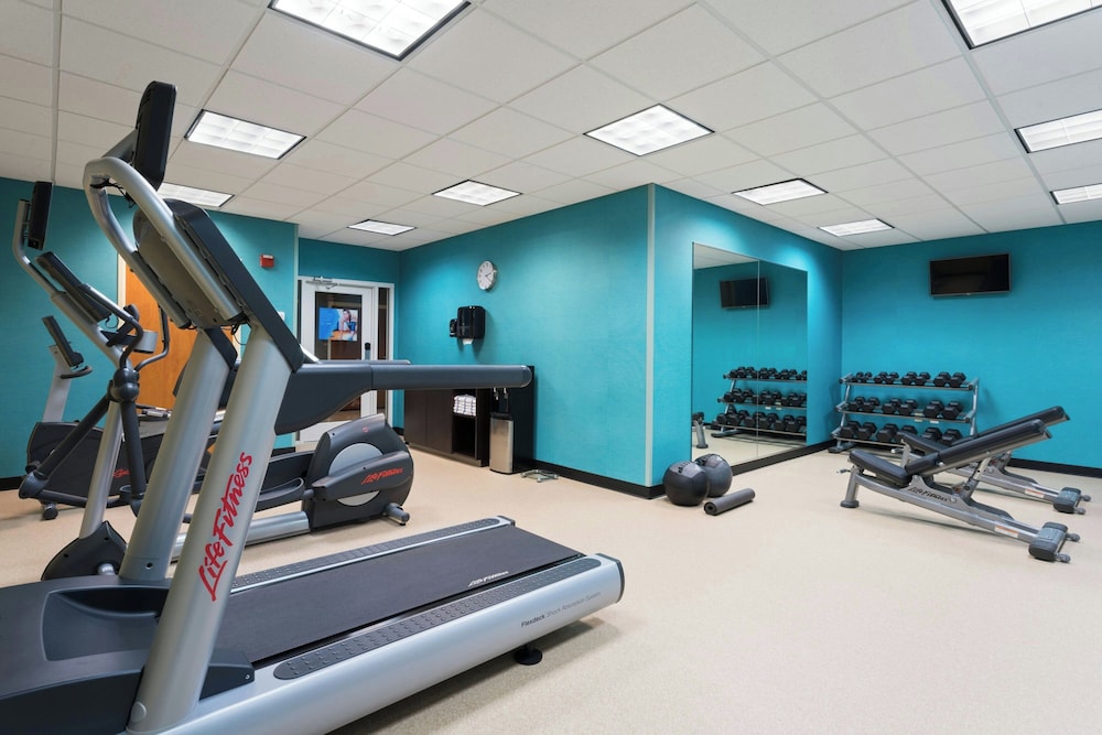 Fairfield Inn and Suites Odessa 13/20
