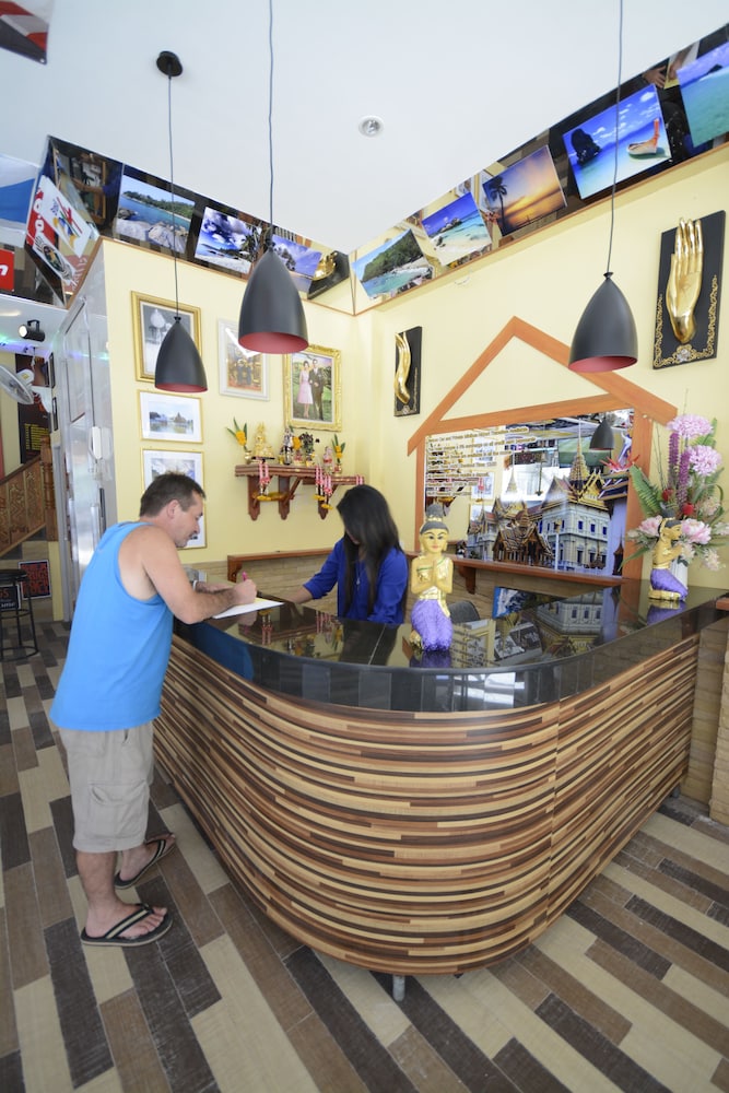 The Patong Center Hotel 34/40