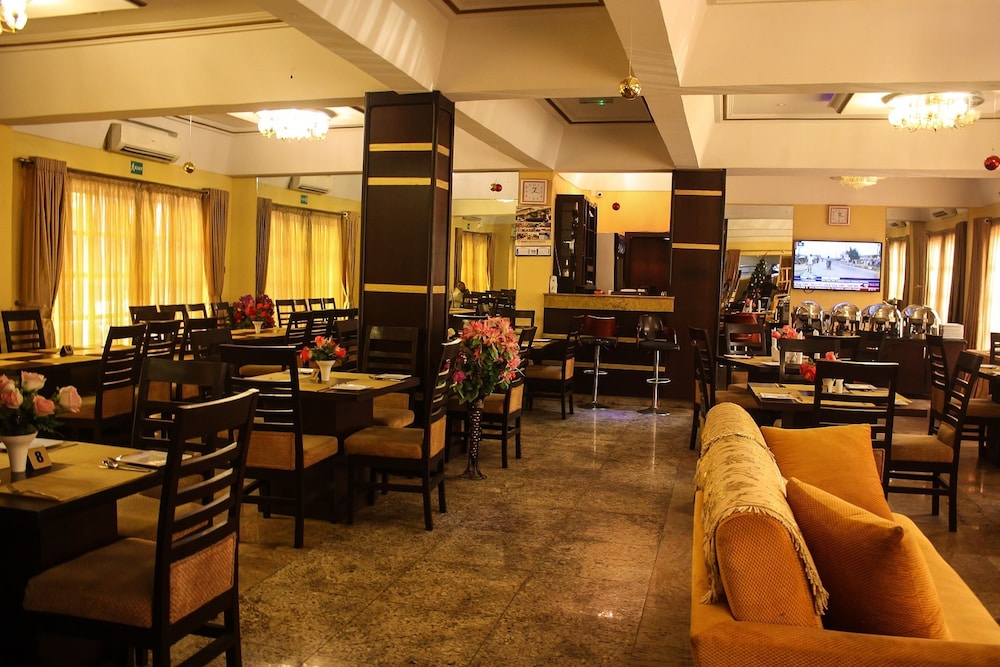 Banex Hotel And Suites 35/50