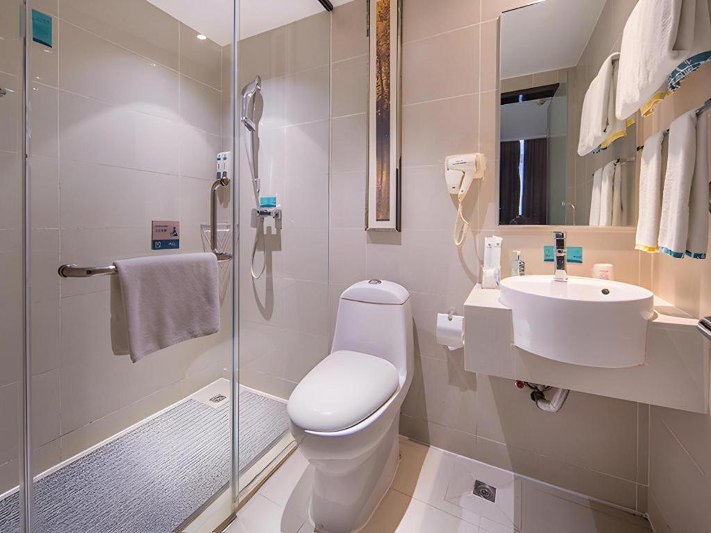 City Comfort Inn (Nanning Dongge Huacheng) 39/46