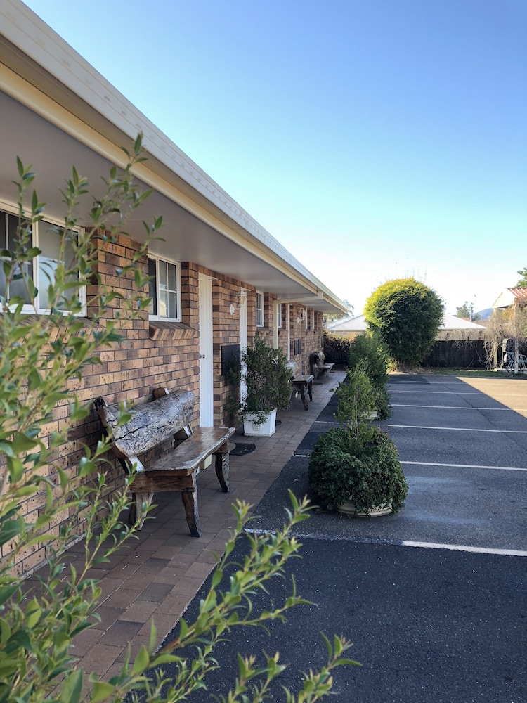 Golden Grain Motor Inn 26/62