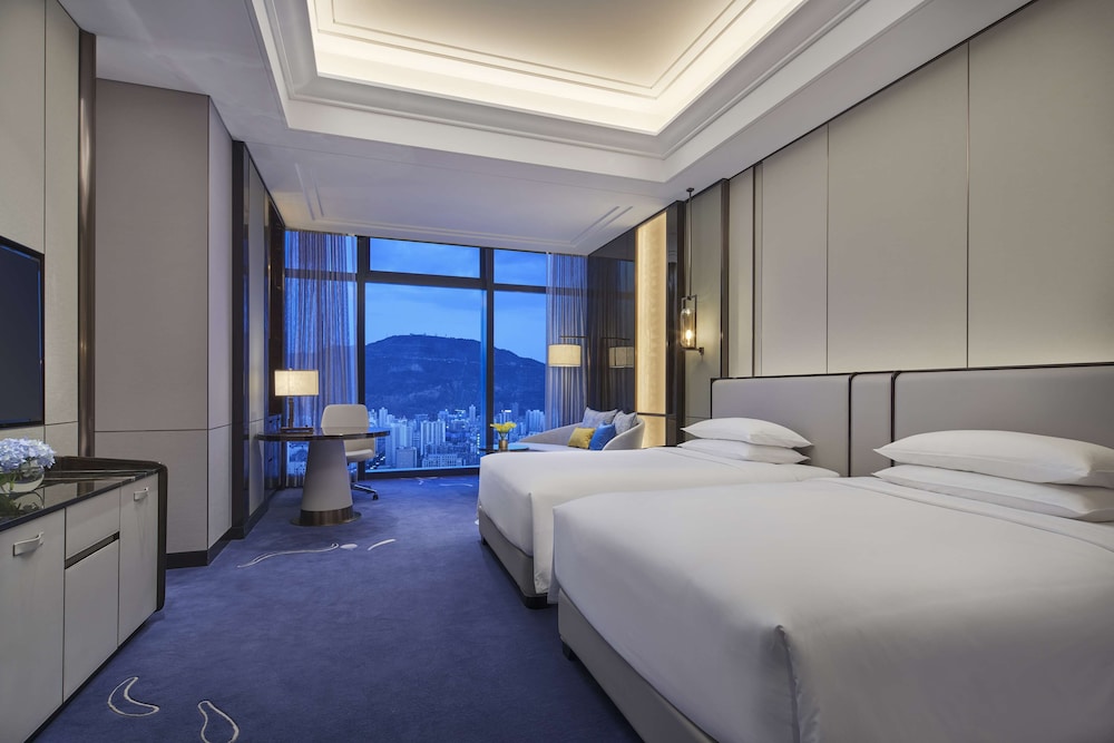 Hyatt Regency Lanzhou 4/24
