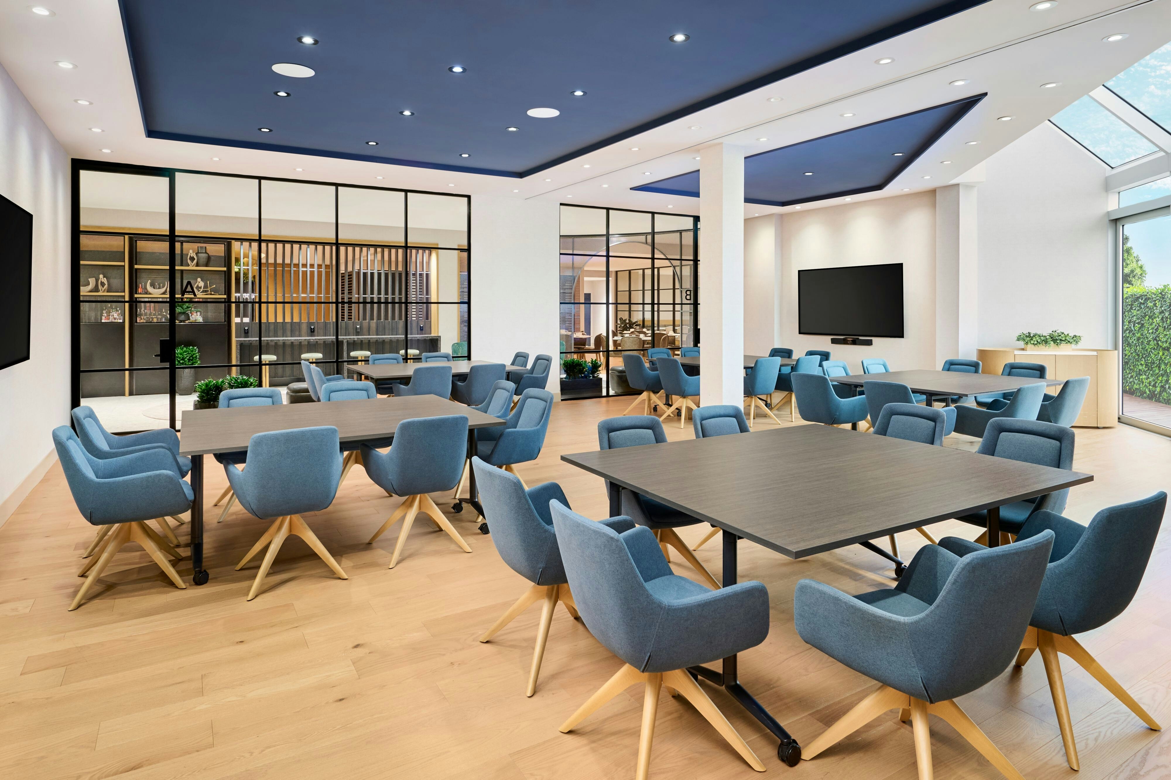 Hilton Montreal/Laval 45/50