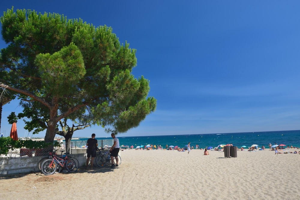 Village Vacances Azureva Argelès-Sur-Mer 16/32