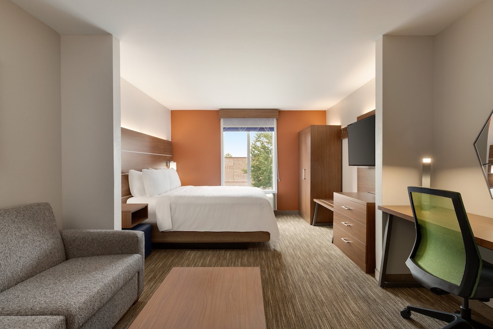 Holiday Inn Express Hotel Suites Auburn University Area 24/53