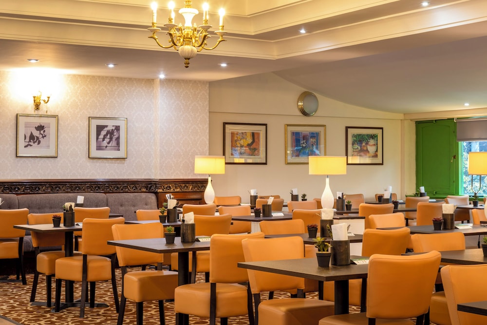 Britannia Hampstead Hotel 51/64