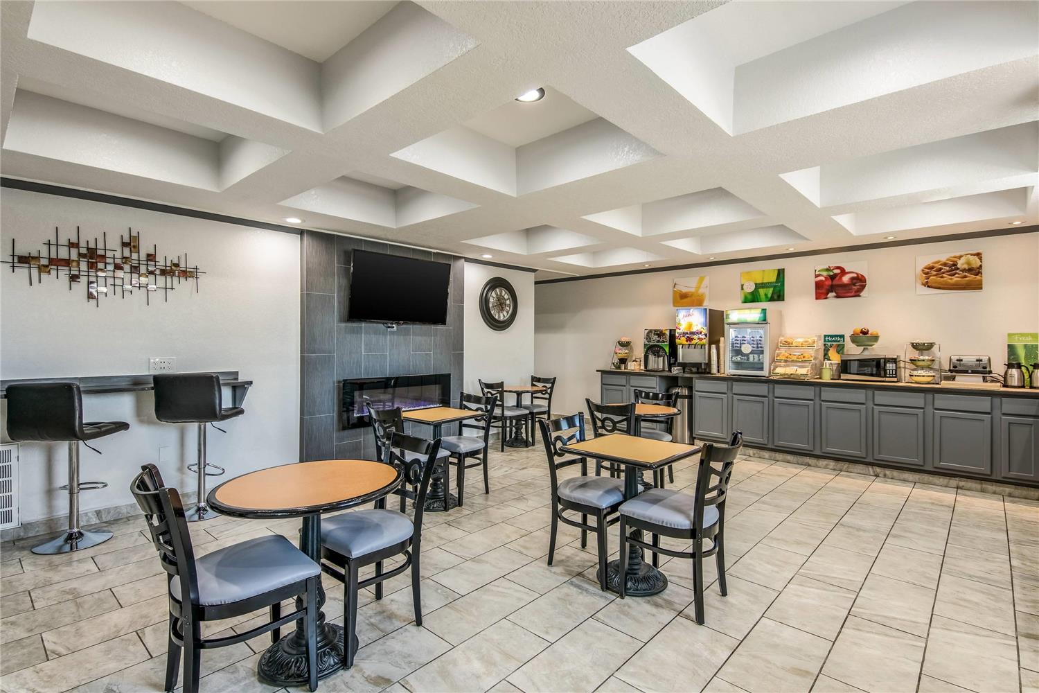 Quality Suites Maumelle - Little Rock NW 26/28