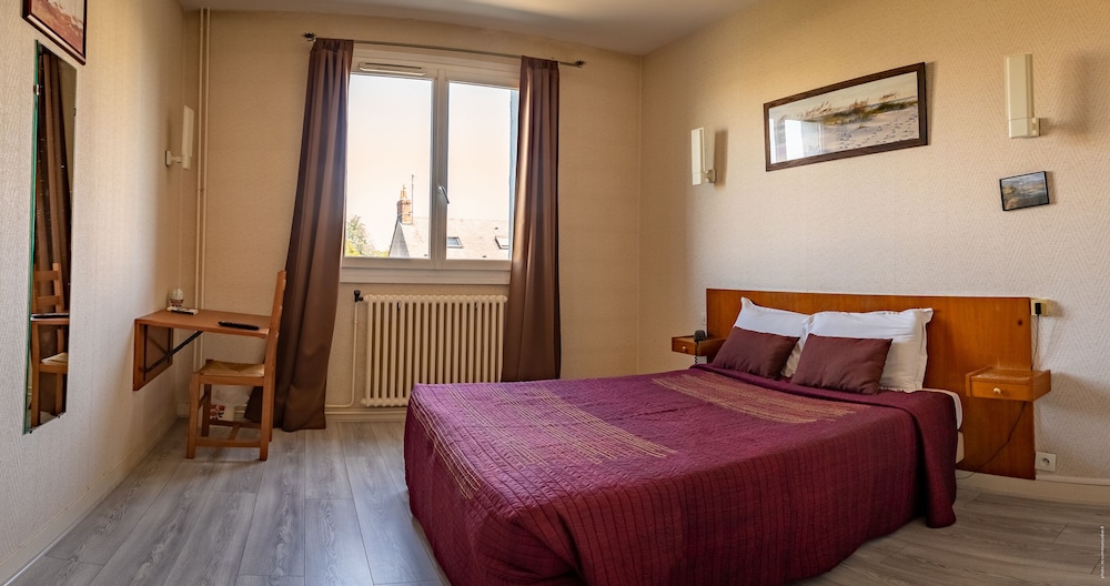 HOTEL CHRISTINA 19/57