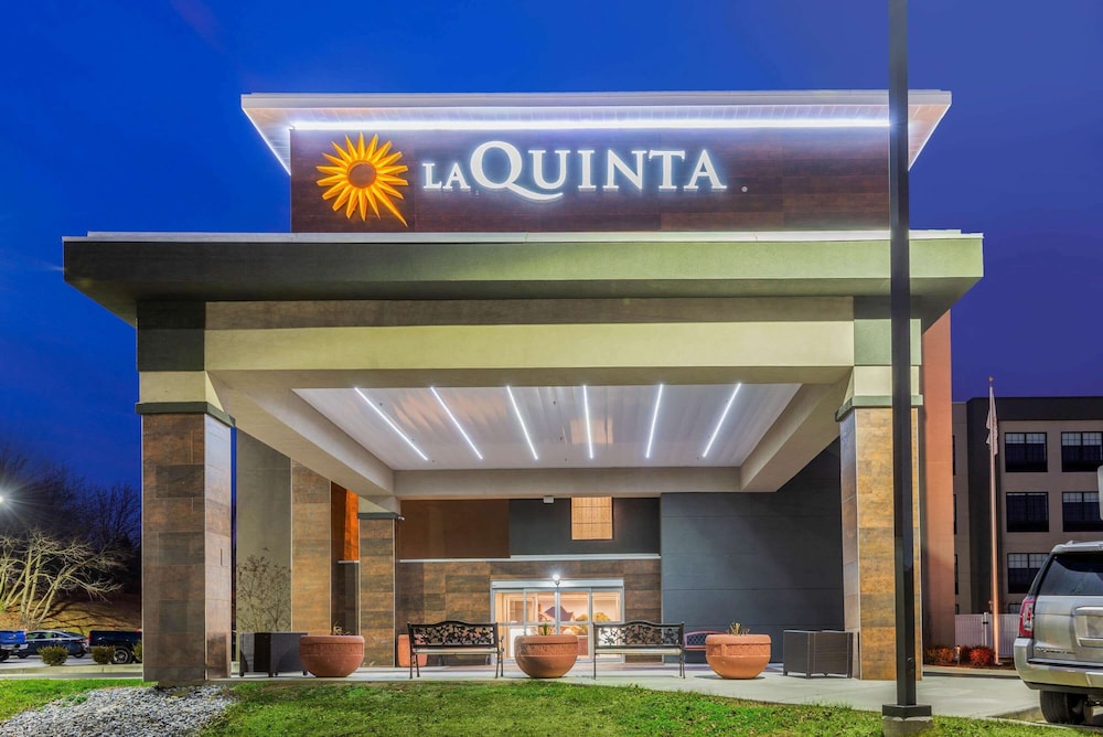 La Quinta Inn & Suites by Wyndham Aberdeen-APG 4/34