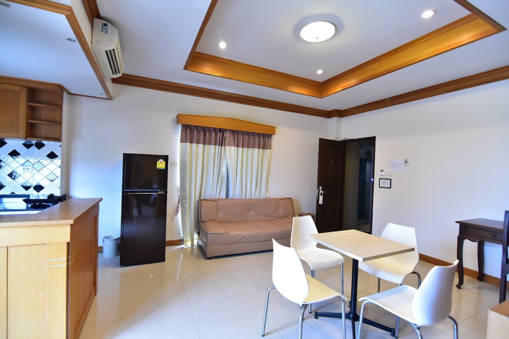 LaOr INN HUA HIN 35/51