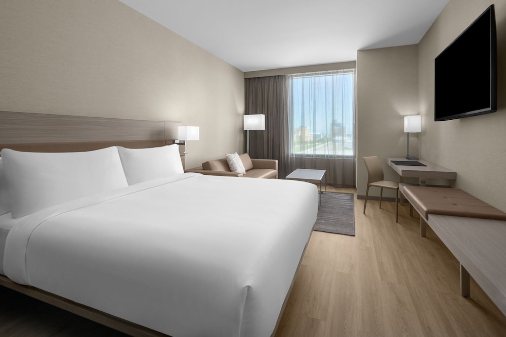 Room at AC Hotel Miami Dadeland, MIAMI - FL