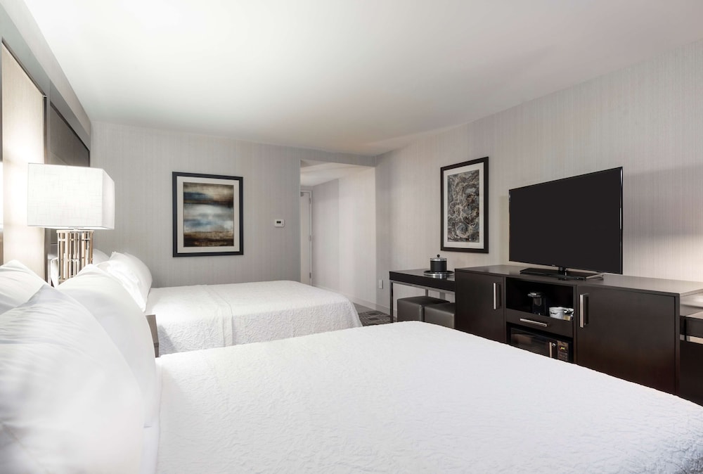 Hampton Inn And Suites Bridgewater 12/61