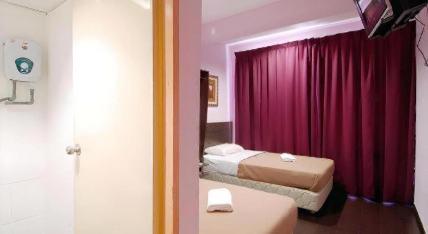 Aristo Hotel At Putatan 27/56