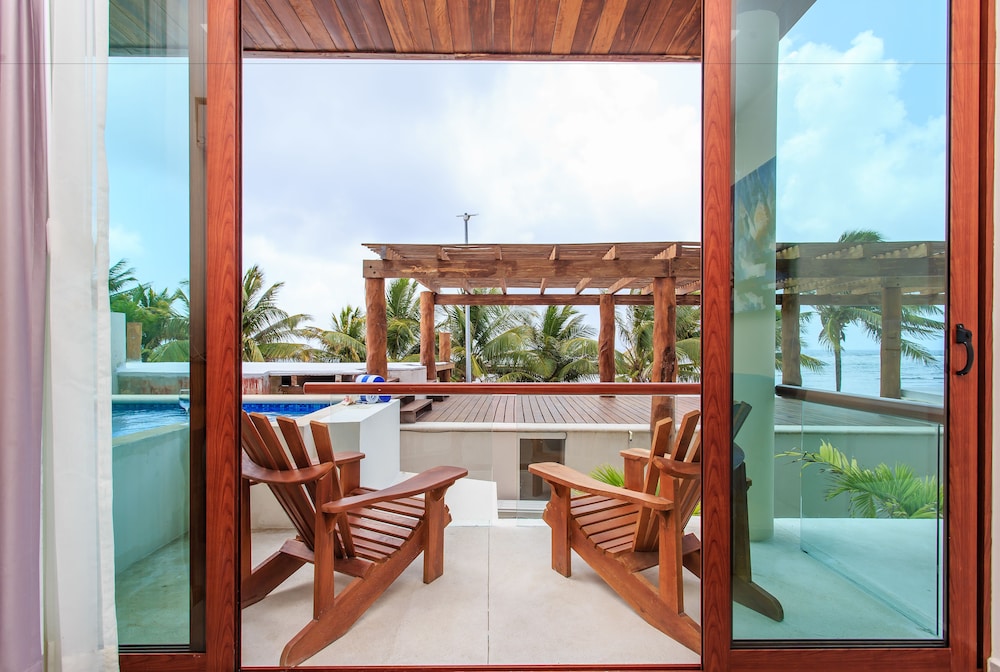 Aqua Star Boutique Hotel and Condos By Koox Luxury Collection 68/80