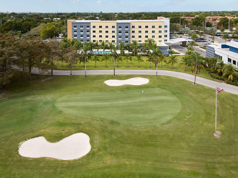 Fairfield Inn & Suites Fort Lauderdale Northwest 13/27