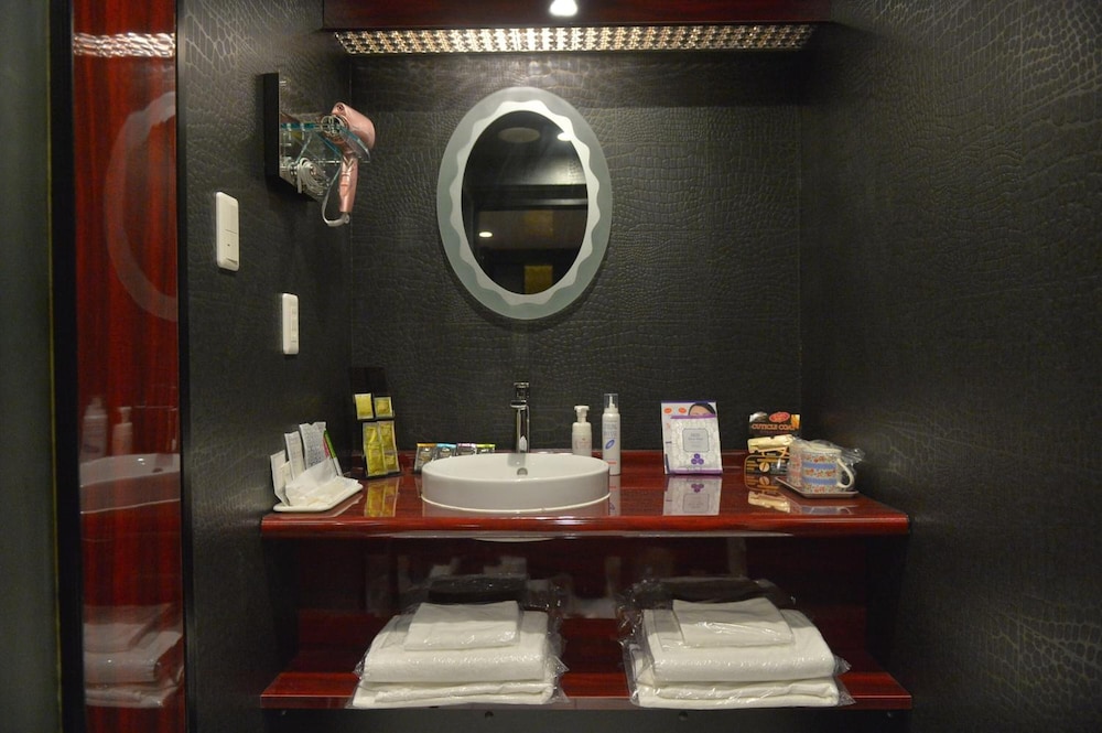 Terrace M Yokota Base - Adult Only 40/40