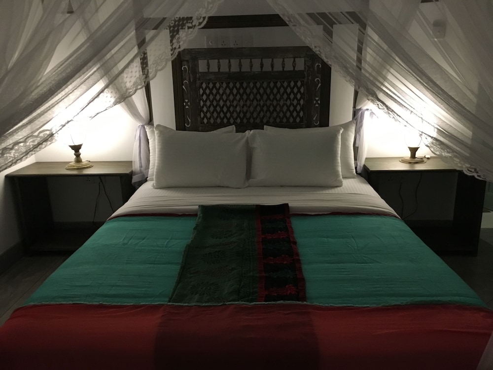 Khalids Guest House Galle 18/40