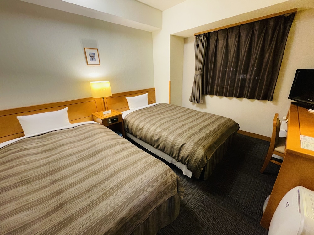 Hotel Route Inn Aomori Ekimae 4/27