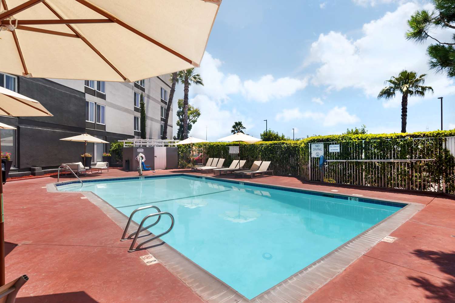 Best Western Plus Commerce Hotel 8/19