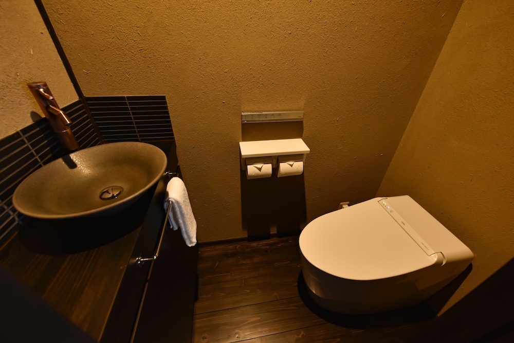 Rinn Premium Koki West/East 23/27