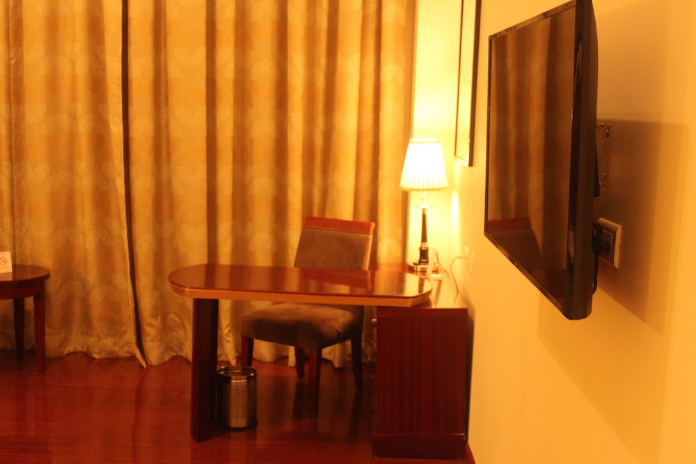 Ramada by Wyndham Jaipur Jaisinghpura 33/59