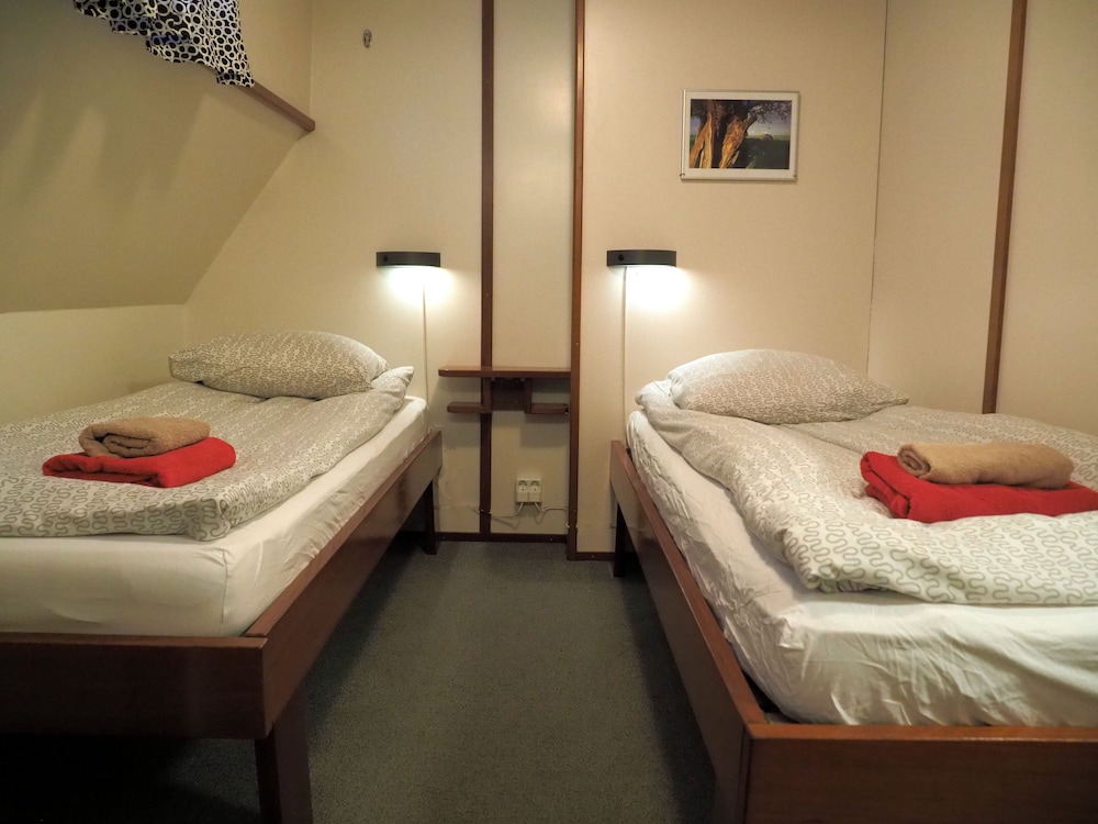 Hotelschip Sarah 8/36