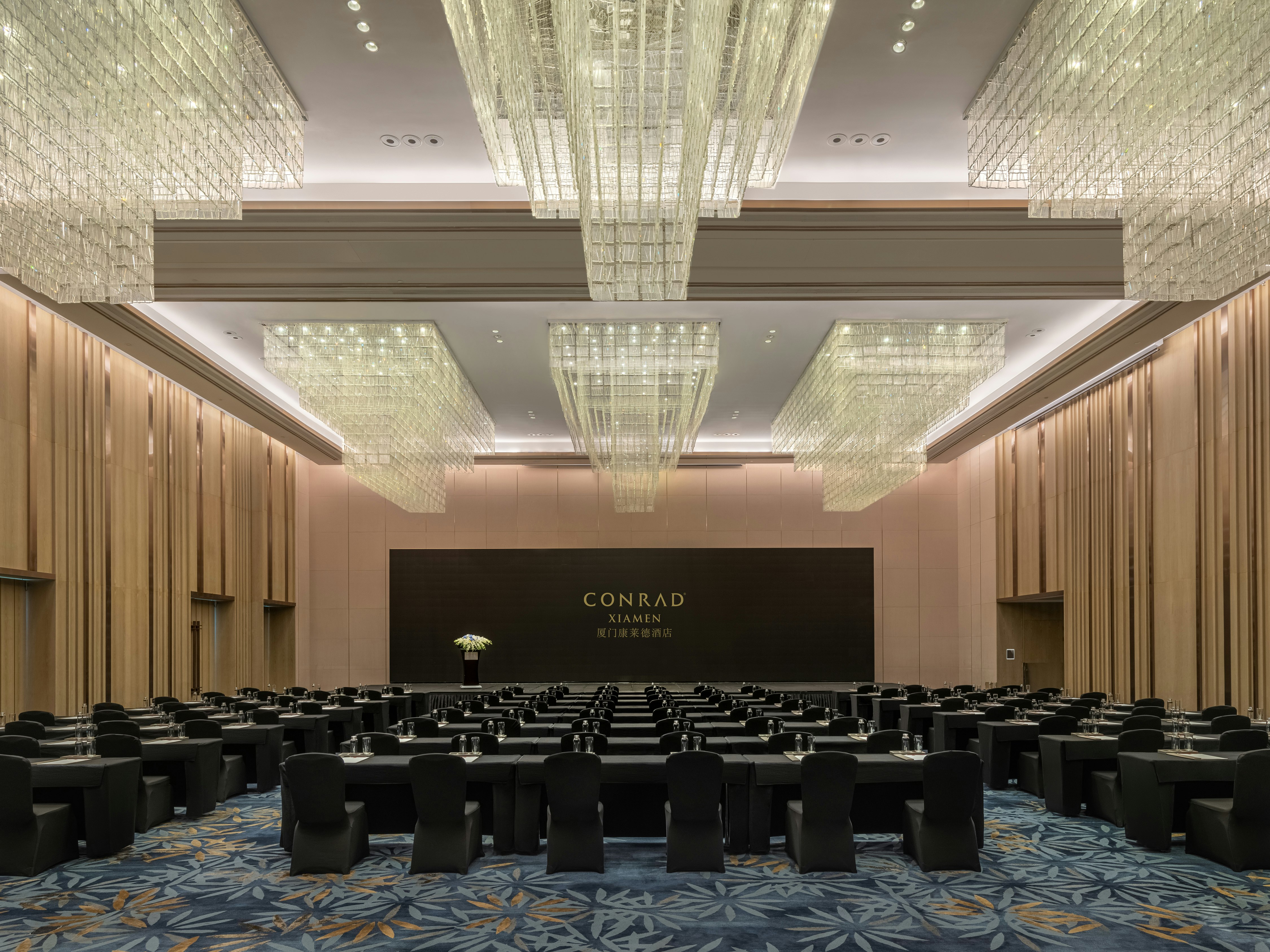 Conrad Xiamen 30/42