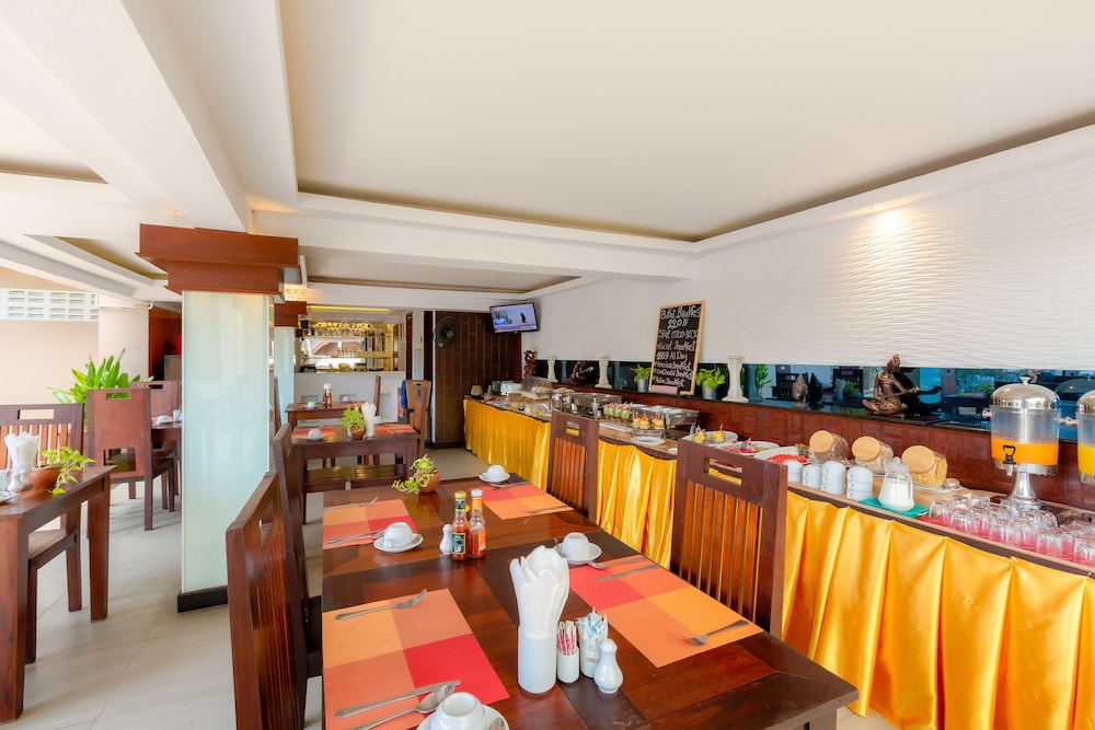 Club Bamboo Boutique Patong Beach Resort 73/85