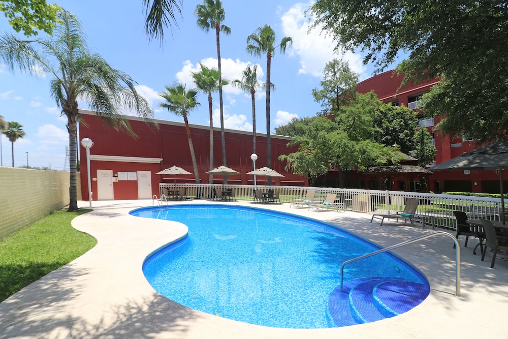 Courtyard By Marriott Monterrey Airport 44/50