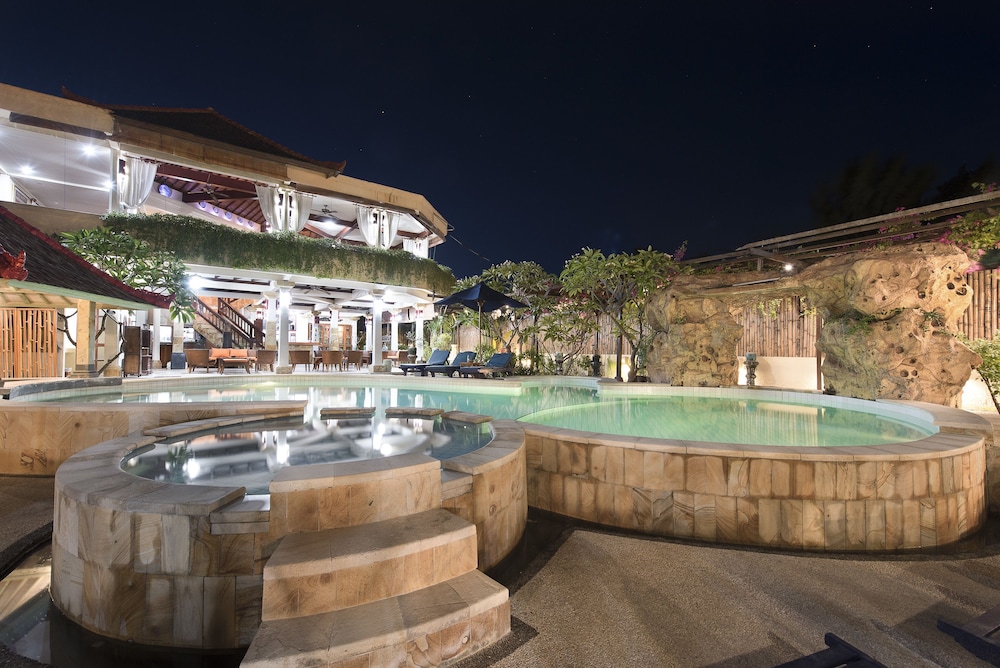 Villa Almarik 7/66