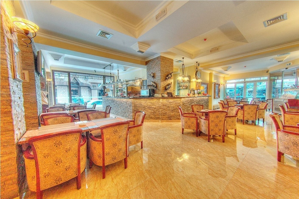 Planeta Inn Hotel 43/50