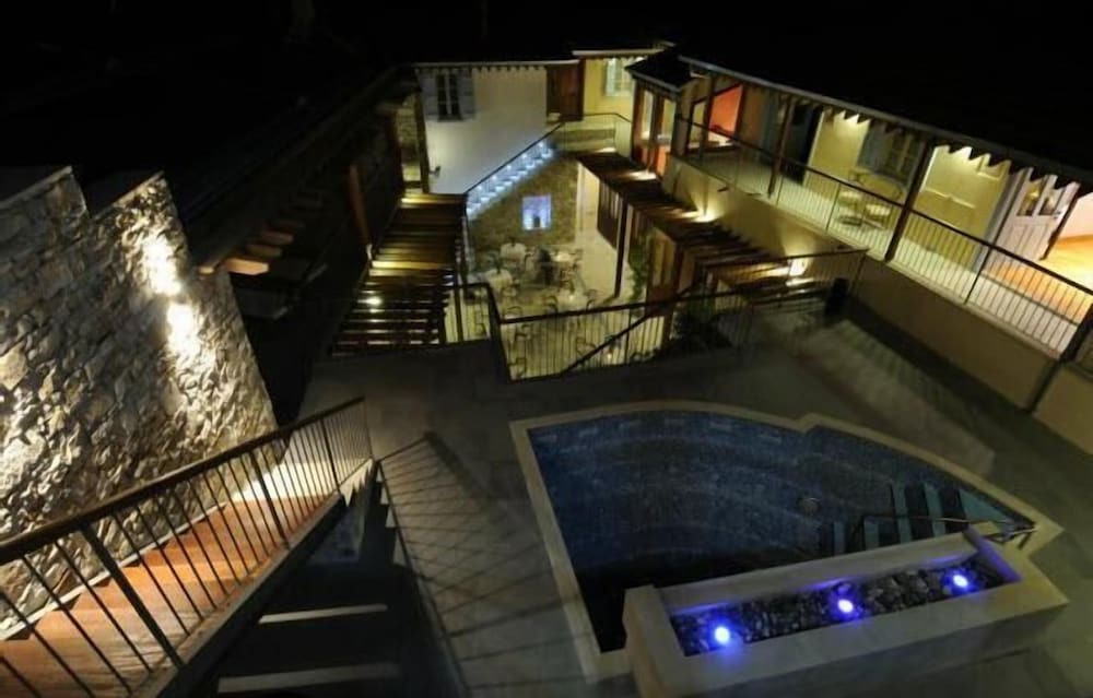 The Library Hotel Wellness Retreat 17/27