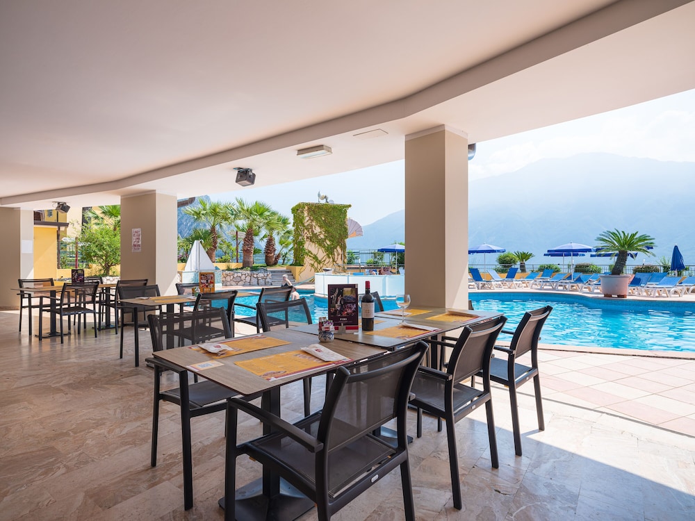 Hotel San Pietro 26/50