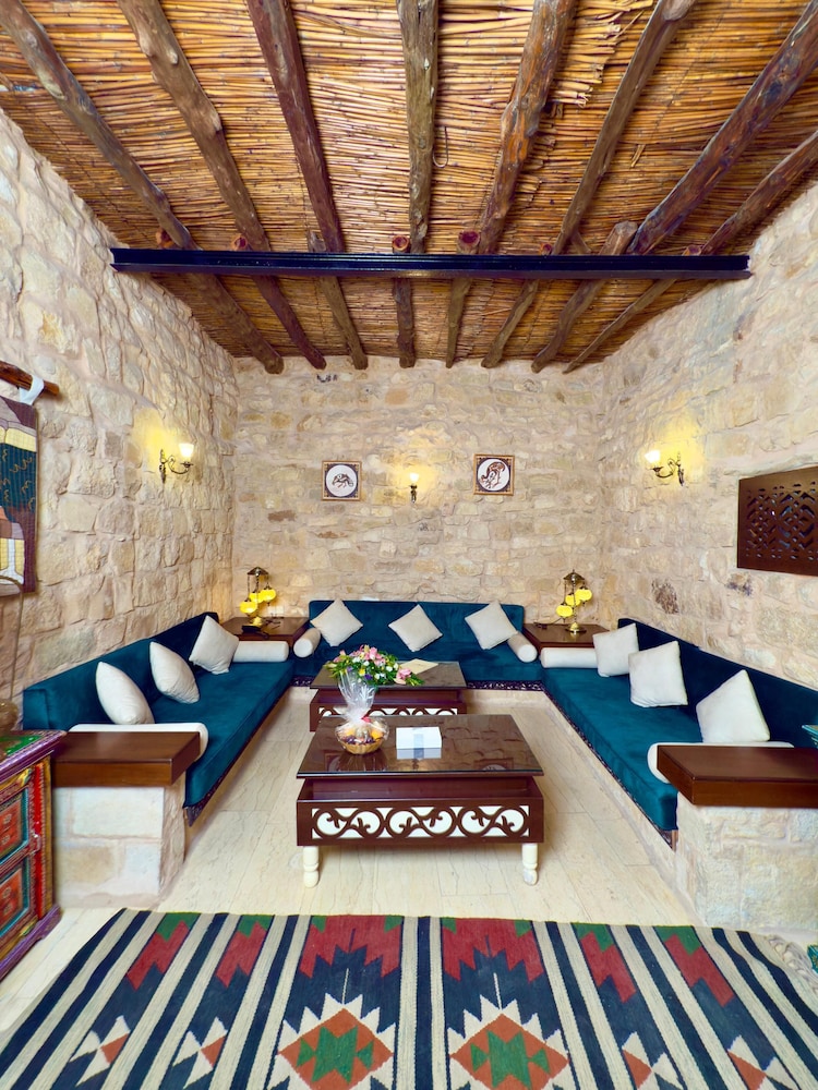 Taybet Zaman Hotel And Resort 66/71