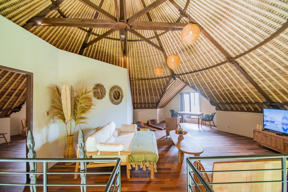4 Bedrooms, Villa, Twin Beds, 2 King Beds, 2 Bathrooms, Living Area, Private Pool, SuB Villas Bali 7/10